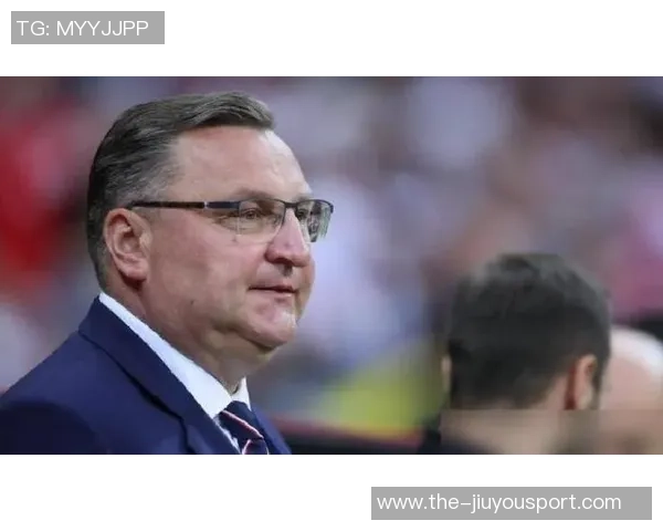 前波兰主帅米赫涅维奇未报名国足主帅选聘引发关注