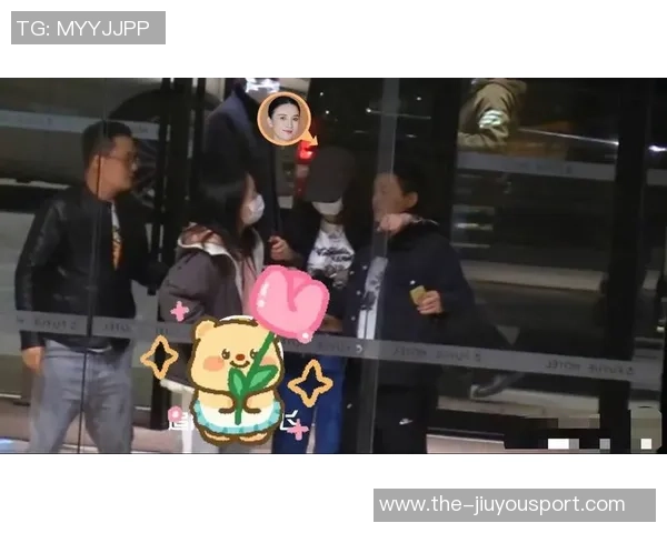 年长五岁的姐弟恋甜蜜曝光舍什科女友现场助威两人低调交往多年 年长五岁的姐弟恋甜蜜曝光舍什科女友现场助威两人低调交往多年